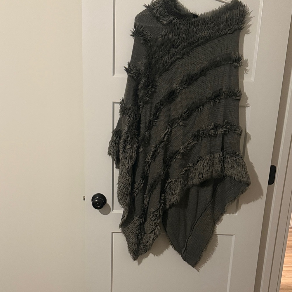 Charlie Paige Gray Fringe Poncho
